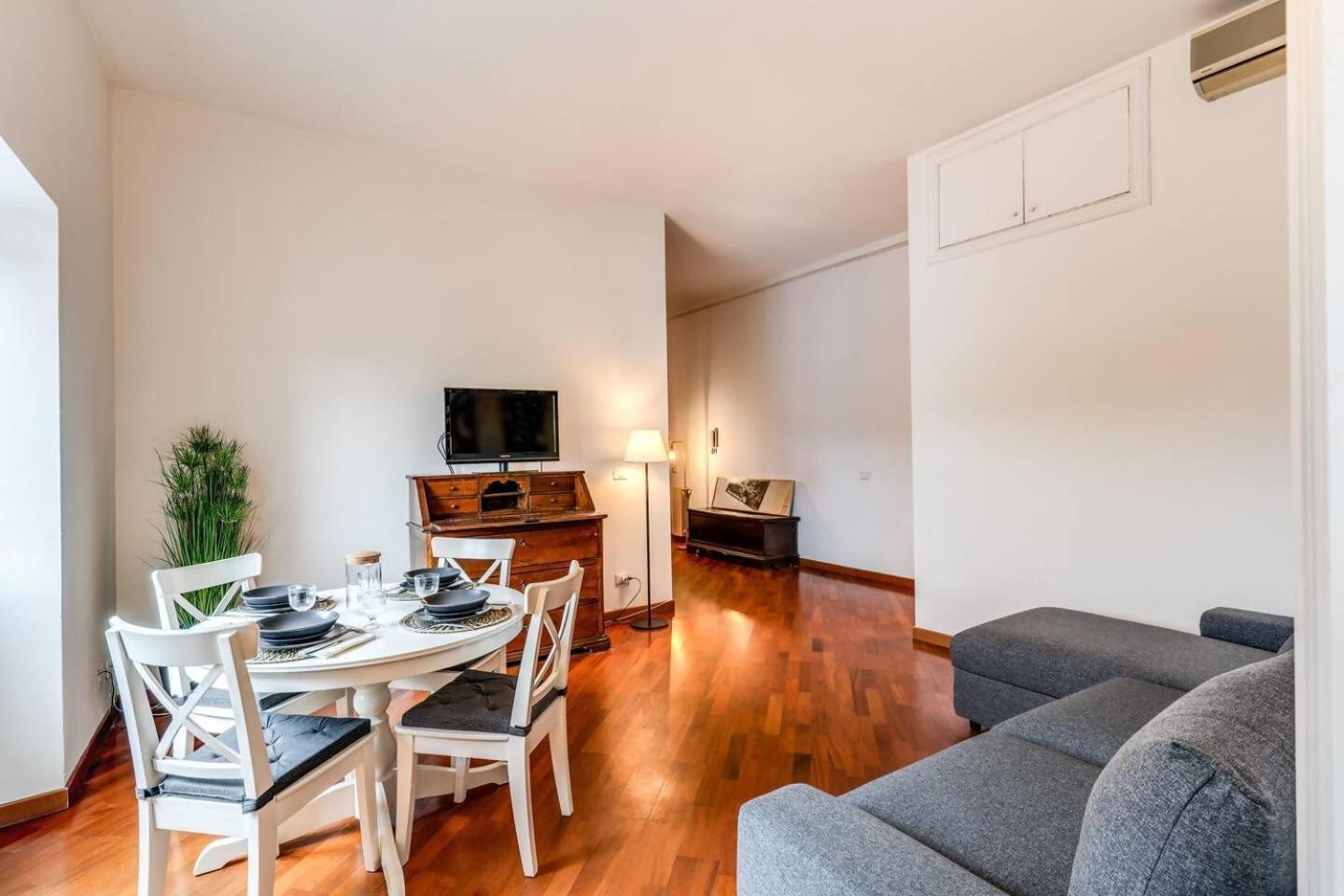 Splendid Flat On The Tiber River Rom Exterior foto